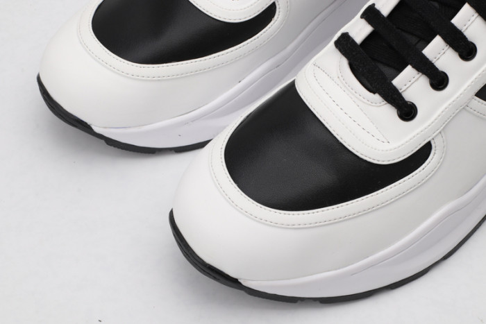 BUBERY SNEAKER