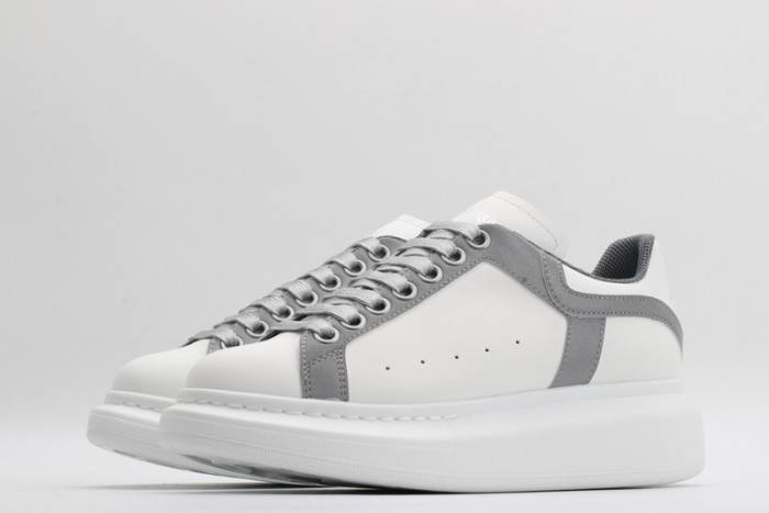 alex mcqu sneakers