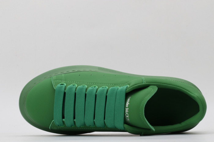 alex mcqu sneakers