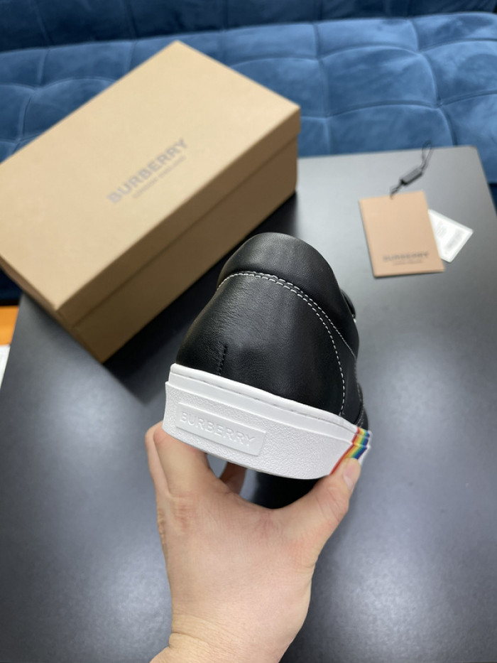 BUBERY SNEAKER
