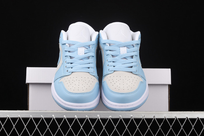 air jordan 1 low university blue wmns dc0774-050