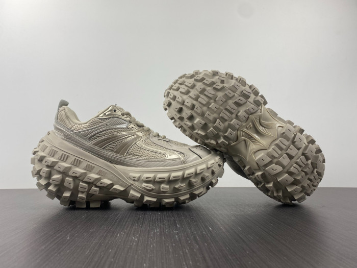 Ba*len*cia*ga defender khaki 68452158
