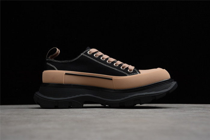 alex mcqu sneakers