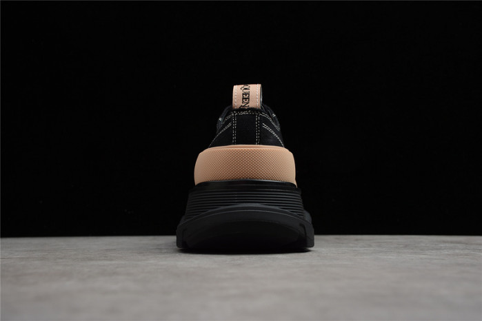 alex mcqu sneakers