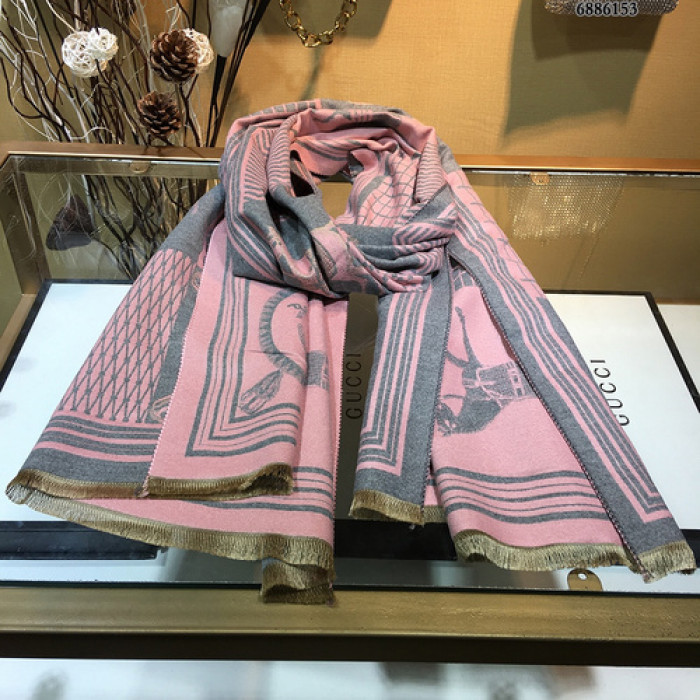 H**mes scarf