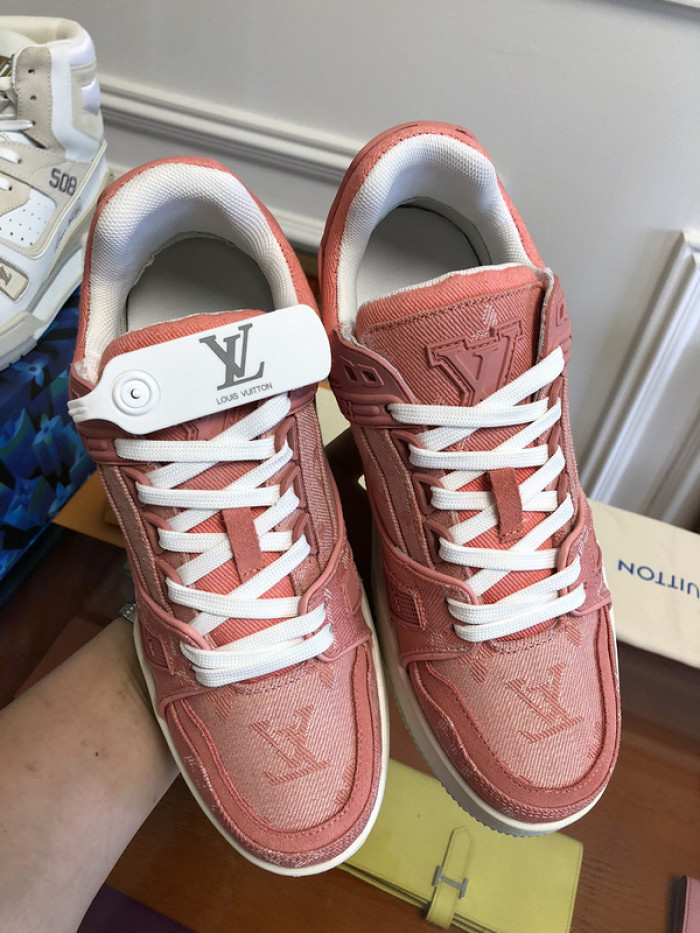 lovt sneaker