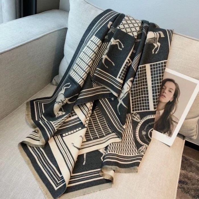 H**mes scarf