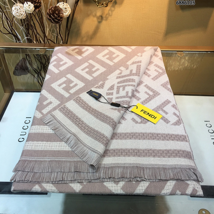 F**di scarf