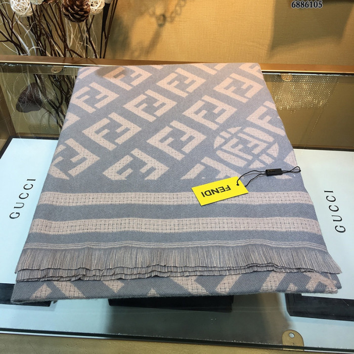F**di scarf