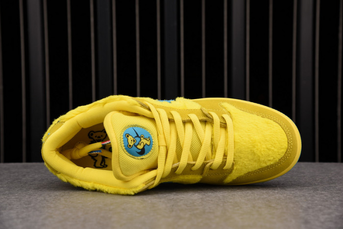 grateful dead x dunk low sb 