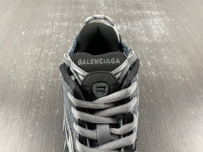Ba*len*cia*ga runner 677403w3rbr1515