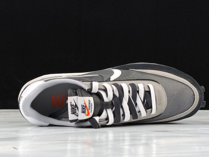 nike ld waffle sacai black bv0073-001