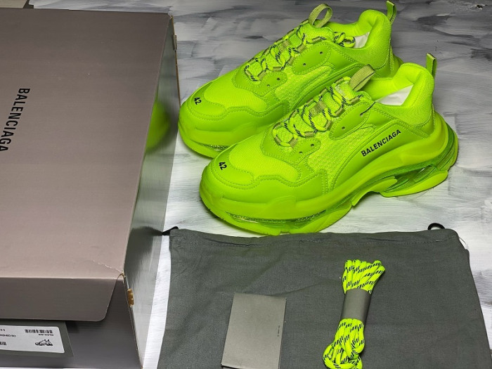 bl triple s 