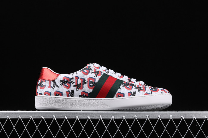 gi ace embroidered low-top sneaker h903p108