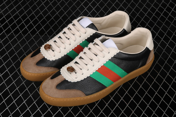 gi ace embroidered low-top sneaker h903p120