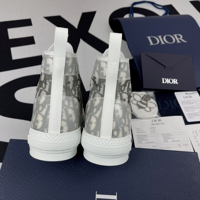 dr b23 homme kaws h903p161