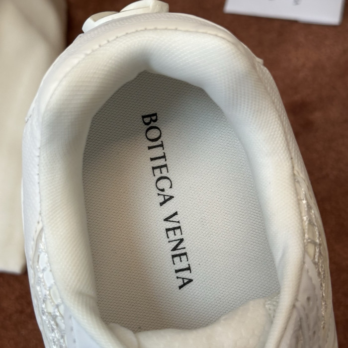 b0tte*a Ven*ta orbit sneaker bv013